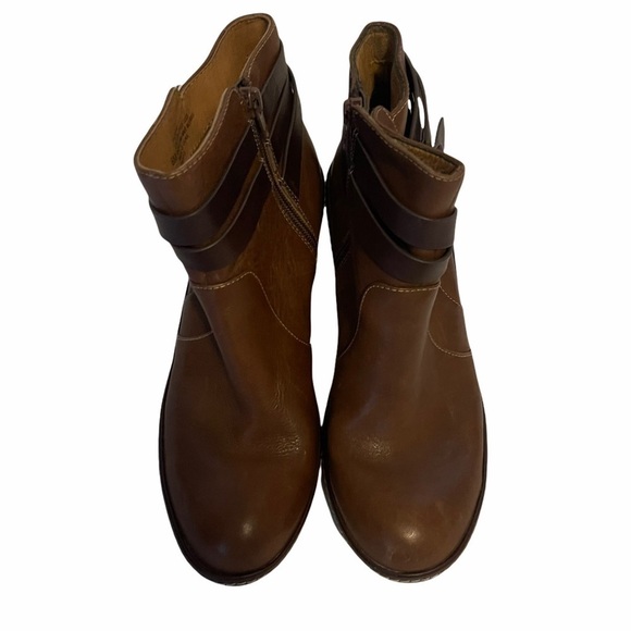 SOFFT Brown Bootie Size 8 Women Leather Wedge Chic Winter Glam Stylish Neutral - Picture 4 of 10